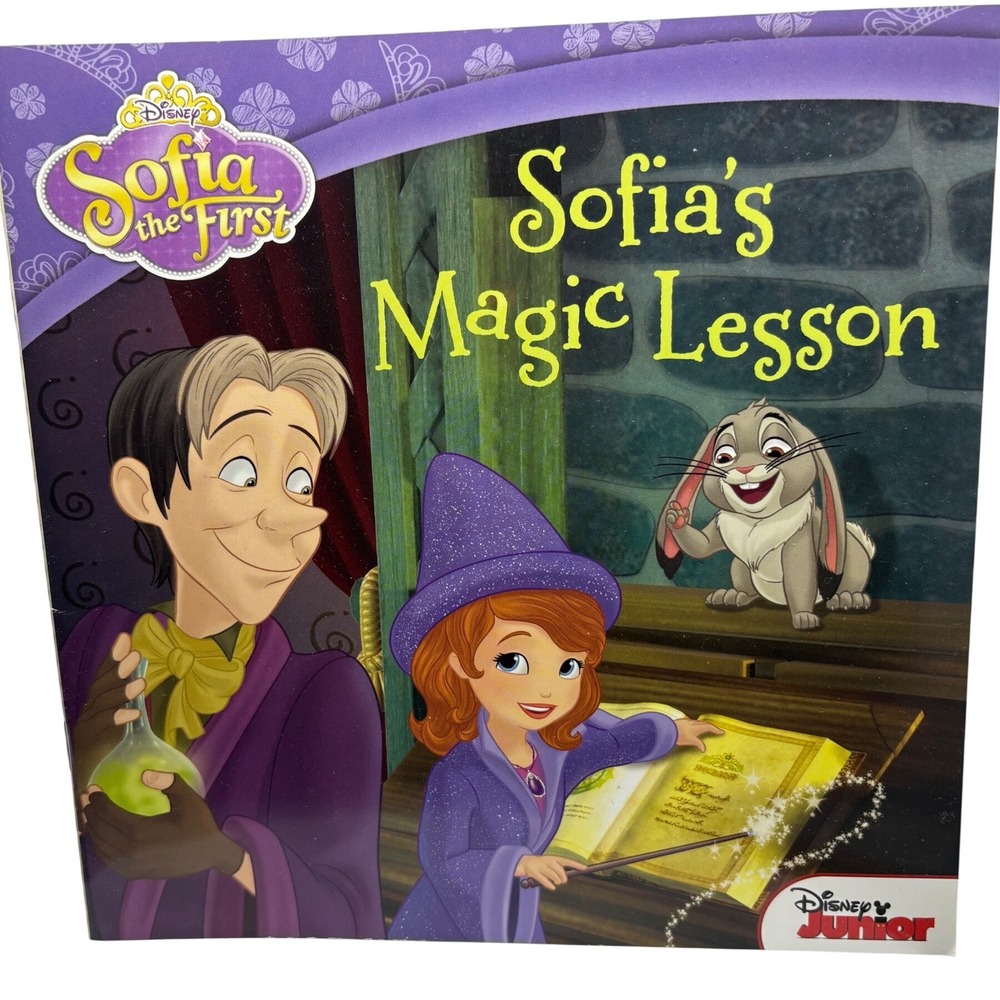 Disney Sofia the First Sofia's Magic Lesson Paperback Book 2014 Sarah‎ Nathan